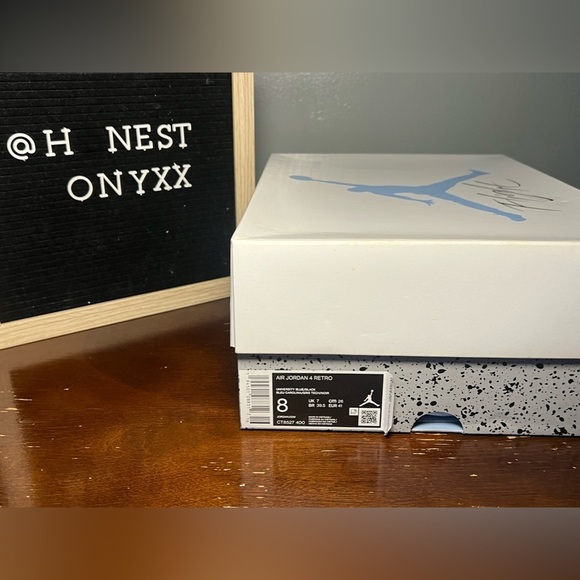 Air Jordan 4 unc retro sz 8M - Picture 3 of 8